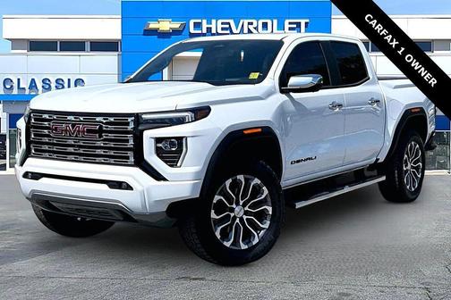 Summit White 2023 GMC Canyon Denali