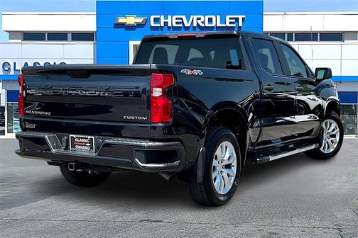 2023 Chevrolet Silverado 1500 Custom