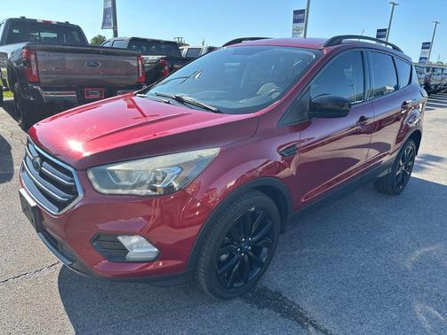 RUBY RED METALLIC TINTED CC 2019 Ford Escape SE