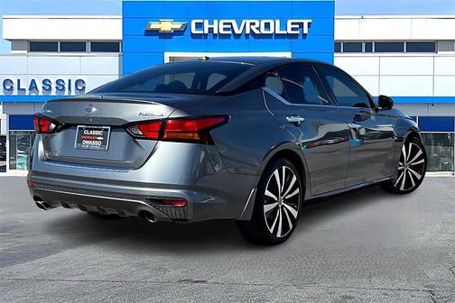 2020 Nissan Altima Platinum FWD
