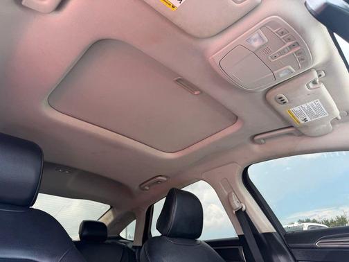 Oxford White 2020 Ford Fusion SEL