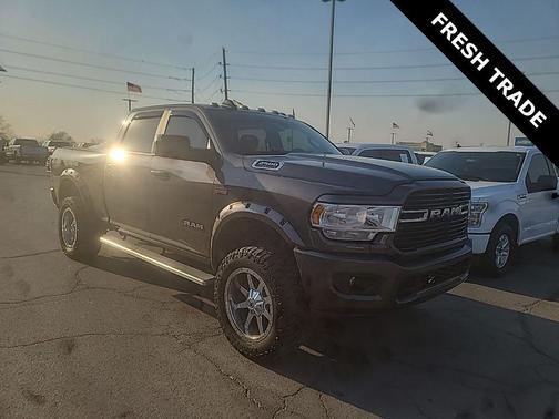 2019 RAM 2500 Big Horn Crew Cab 4x4 6'4' Box