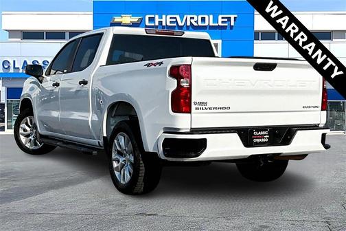 2022 Chevrolet Silverado 1500 Custom