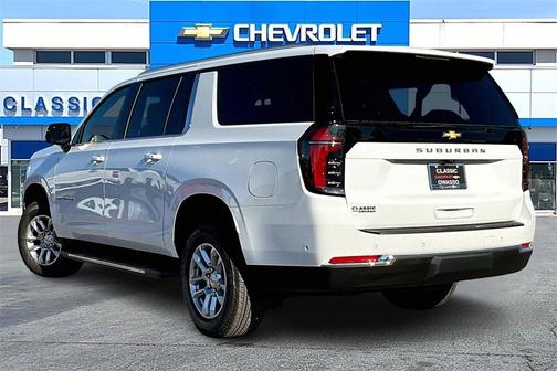 2026 Chevrolet Suburban LS