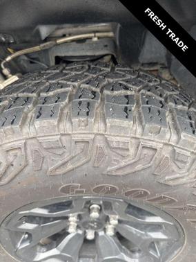Diamond Black Crystal Pearlcoat 2021 RAM 1500 TRX