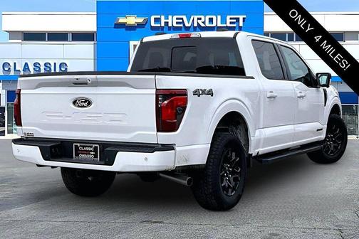 OXFORD WHITE 2025 Ford F-150 XLT