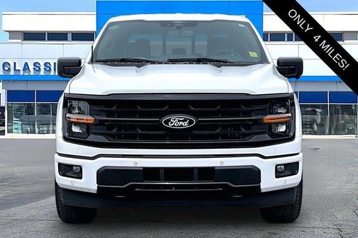 OXFORD WHITE 2025 Ford F-150 XLT