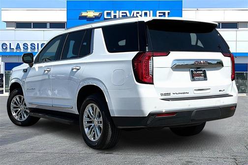 2024 GMC Yukon SLT