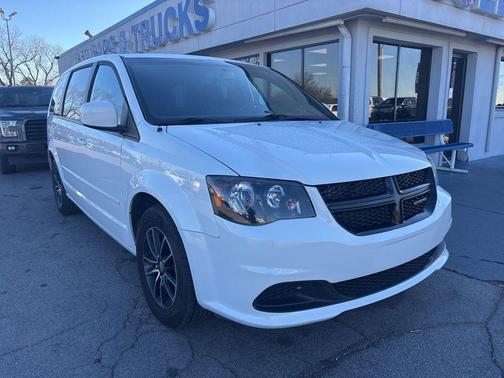 2016 Dodge Grand Caravan AVP/SE