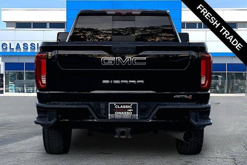 Onyx Black 2021 GMC Sierra 2500 AT4