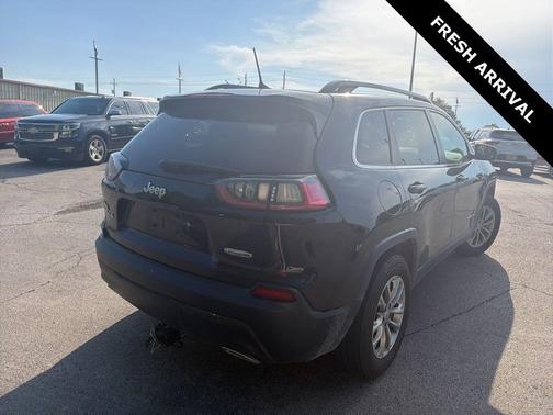 Diamond Black Crystal Pearlcoat 2022 Jeep Cherokee Latitude Lux