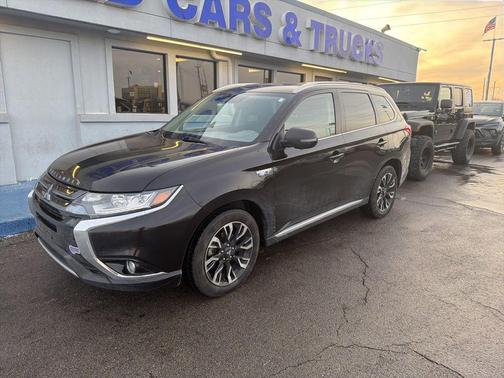 2018 Mitsubishi Outlander PHEV SEL