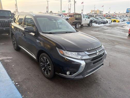 2018 Mitsubishi Outlander PHEV SEL