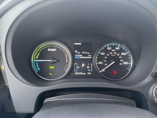 2018 Mitsubishi Outlander PHEV SEL