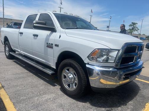 2018 RAM 3500 Tradesman Crew Cab 4x2 8' Box