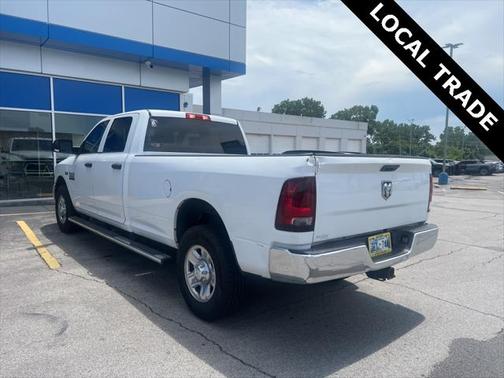2018 RAM 3500 Tradesman Crew Cab 4x2 8' Box