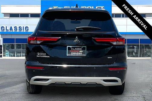 Black Diamond 2024 Mitsubishi Outlander SEL