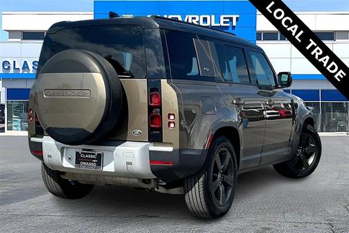 2020 Land Rover Defender 110 SE