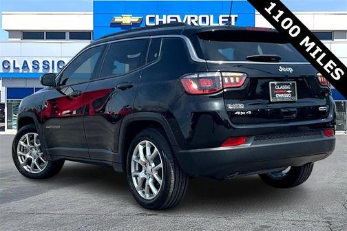 2024 Jeep Compass Latitude Lux