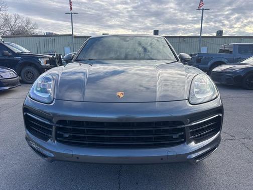 2019 Porsche Cayenne Cayenne
