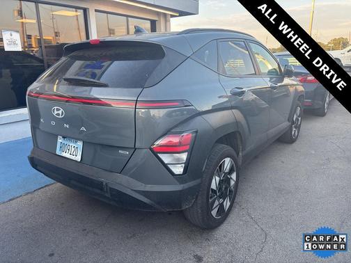 2025 Hyundai KONA SEL