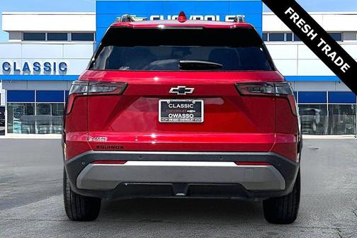 Radiant Red Tintcoat 2026 Chevrolet Equinox 1LT