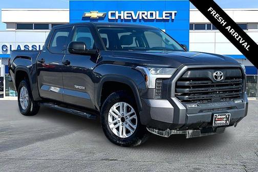 2022 Toyota Tundra SR5