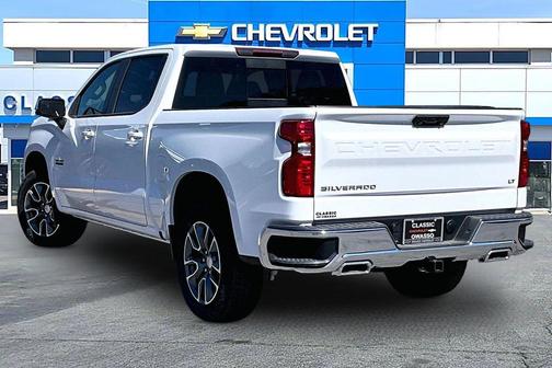 Summit White 2026 Chevrolet Silverado 1500 LT