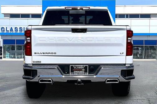 Summit White 2026 Chevrolet Silverado 1500 LT