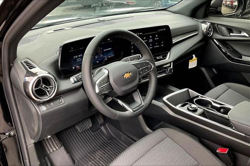 Mosaic Black Metallic 2026 Chevrolet Equinox 1LT