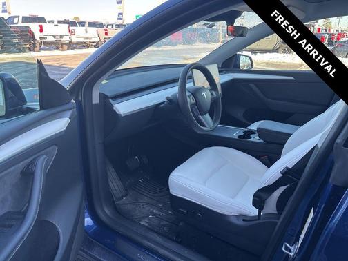 2023 Tesla Model Y Long Range Dual Motor All-Wheel Drive