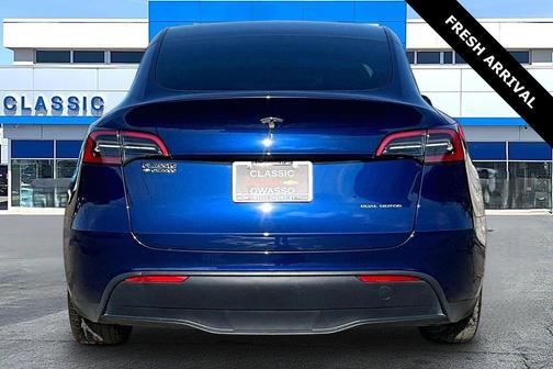 2023 Tesla Model Y Long Range Dual Motor All-Wheel Drive