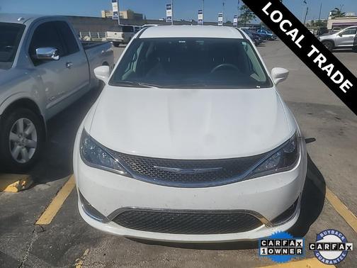 2018 Chrysler Pacifica Touring Plus