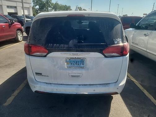 2018 Chrysler Pacifica Touring Plus