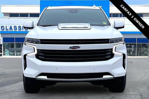 Summit White 2023 Chevrolet Suburban 4WD High Country