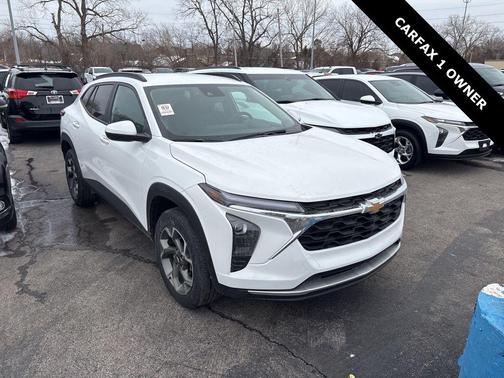 2025 Chevrolet Trax LT
