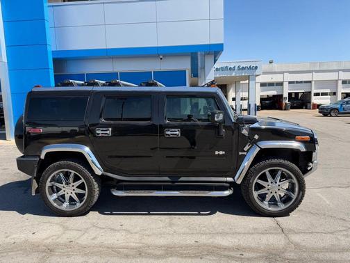 Black 2006 Hummer H2 Base