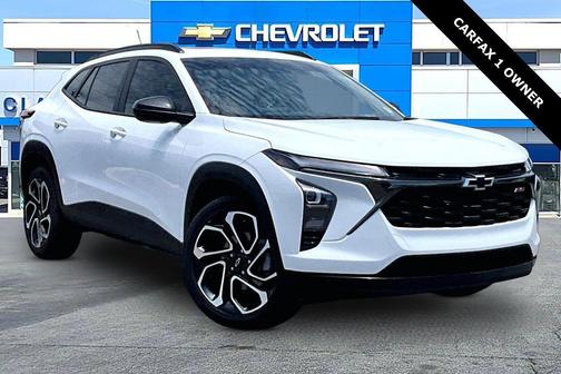 Summit White 2024 Chevrolet Trax FWD 2RS