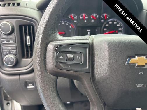 Summit White 2020 Chevrolet Silverado 1500 Custom