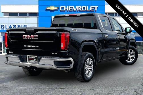 2025 GMC Sierra 1500 SLT