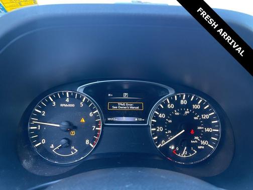 2020 Nissan Pathfinder S 2WD