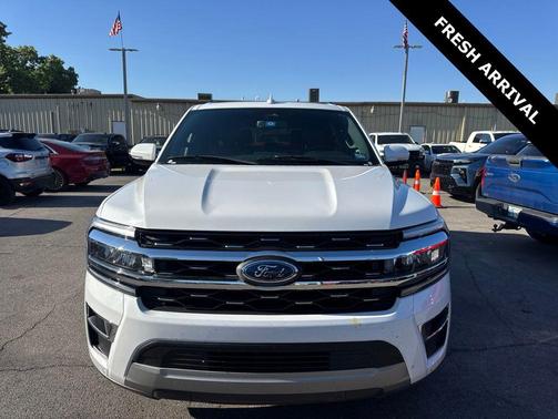 OXFORD WHITE 2022 Ford Expedition Limited