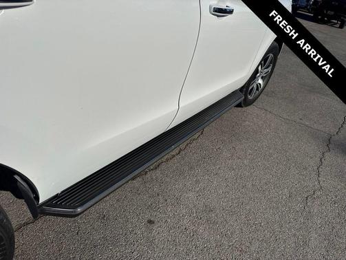 OXFORD WHITE 2022 Ford Expedition Limited