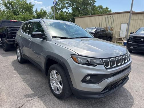 Billet Silver Metallic Clearcoat 2022 Jeep Compass Latitude