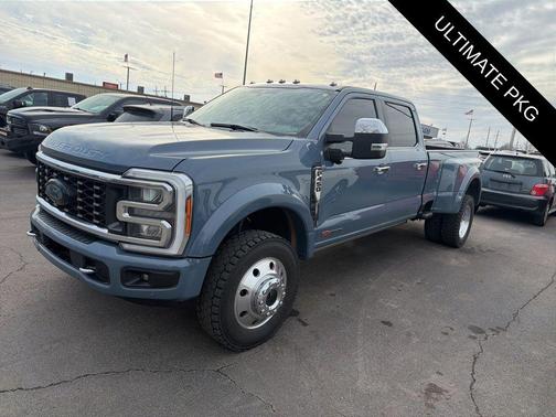 2023 Ford F-450 Lariat