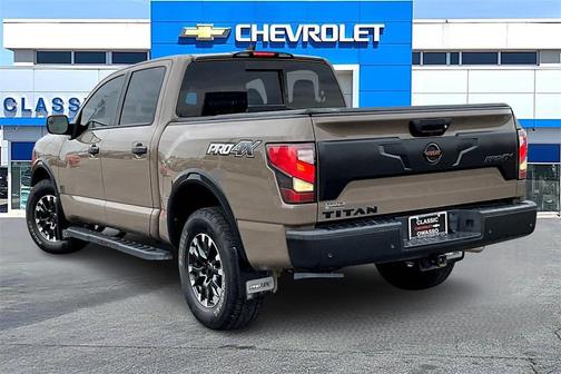 2022 Nissan Titan PRO-4X