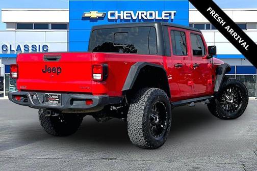 Firecracker Red Clearcoat 2021 Jeep Gladiator Sport