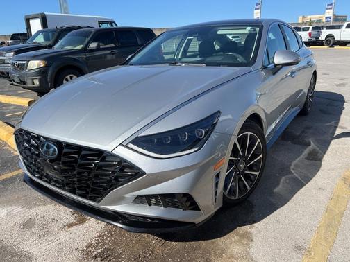 2020 Hyundai SONATA Limited