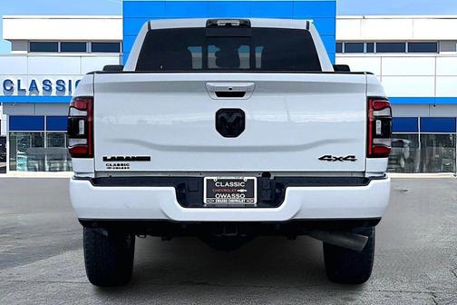 2024 RAM 2500 Laramie Crew Cab 4x4 6'4' Box