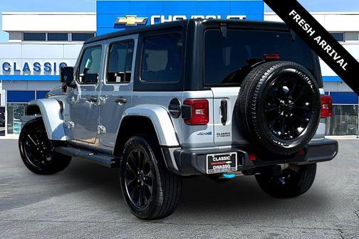 Silver Zynith Clearcoat 2023 Jeep Wrangler 4xe Sahara